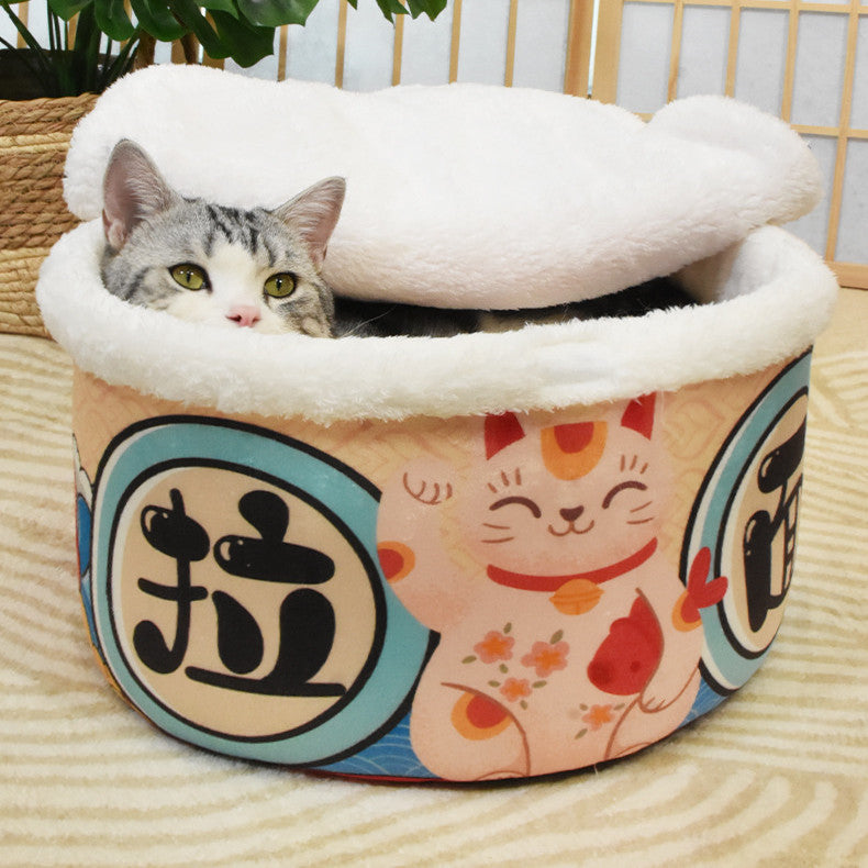 My cat’s favorite bed